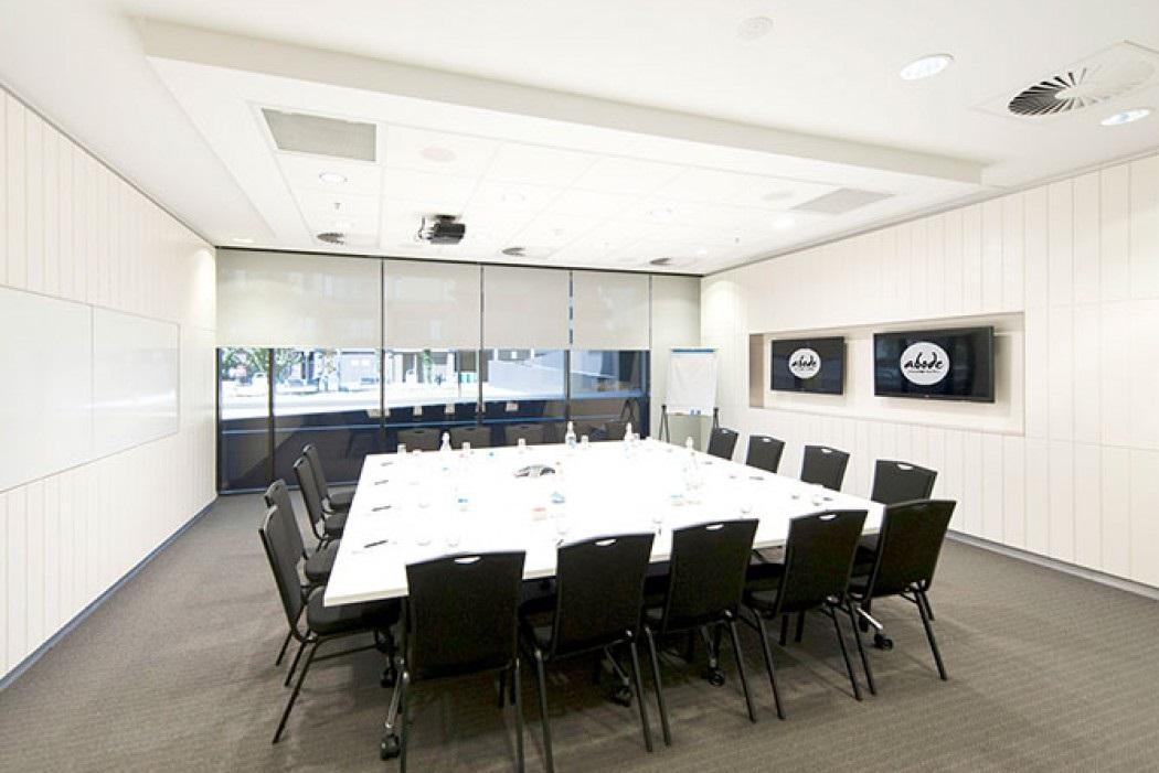 Aparthotel Abode Woden Camberra Exterior foto