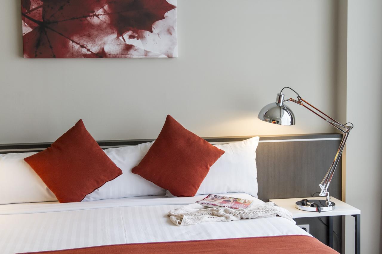 Aparthotel Abode Woden Camberra Exterior foto