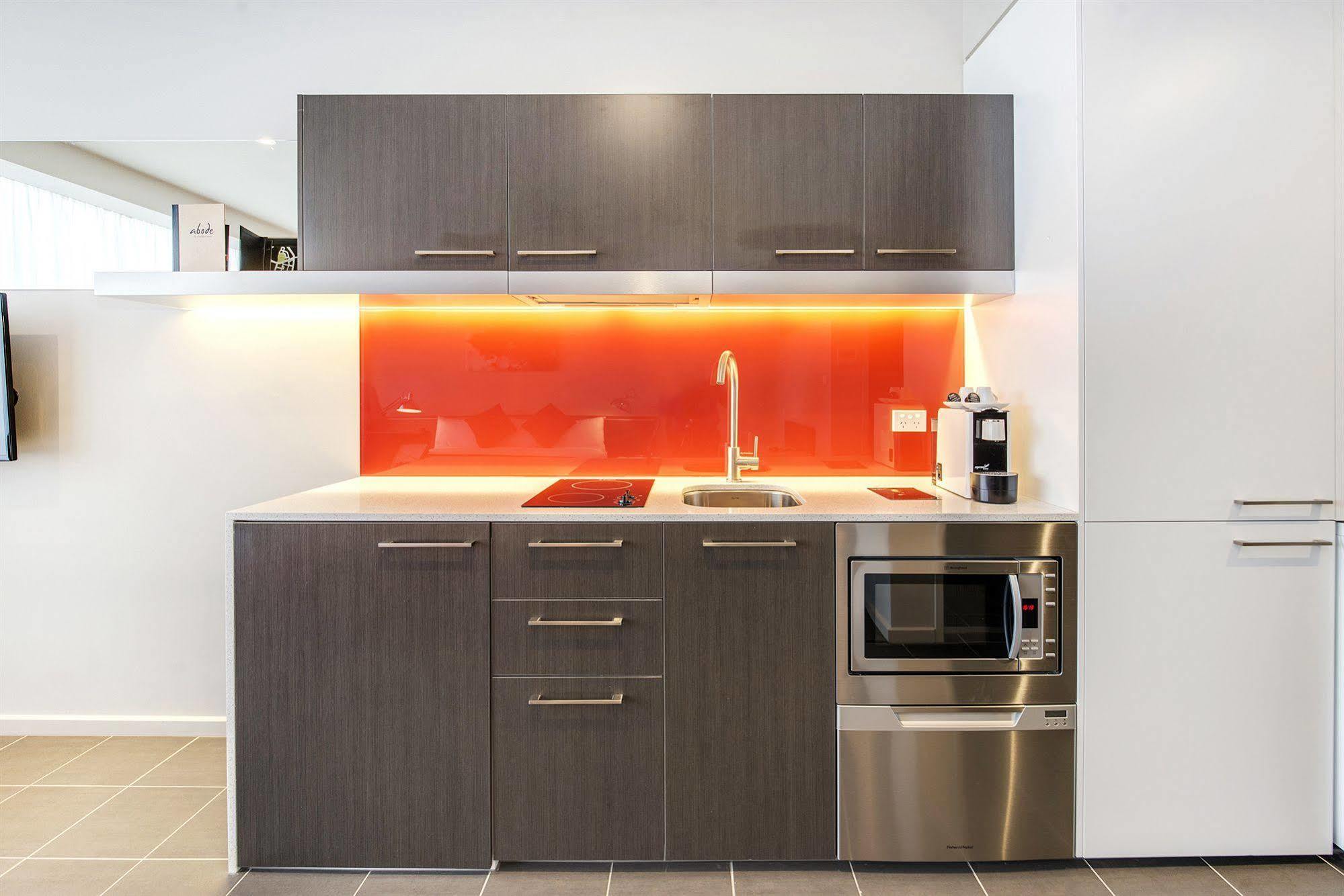 Aparthotel Abode Woden Camberra Exterior foto